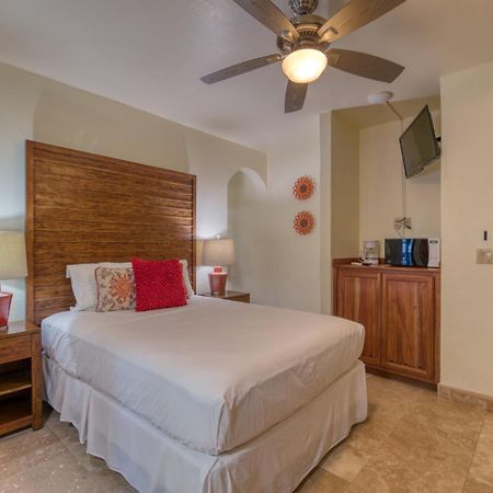 Caribe Tesoro Hotel West Bay Ngoại thất bức ảnh