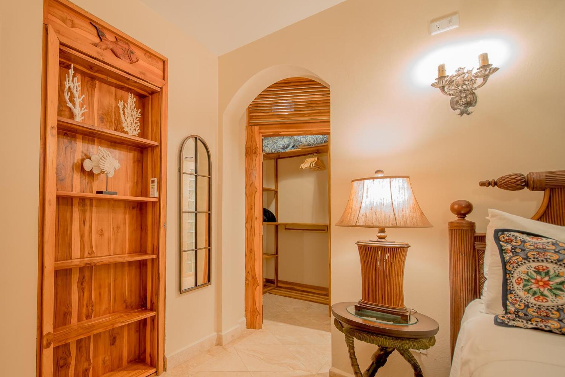 Caribe Tesoro Hotel West Bay Ngoại thất bức ảnh